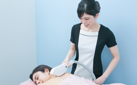 脱毛サロンタッチミー　輿石様